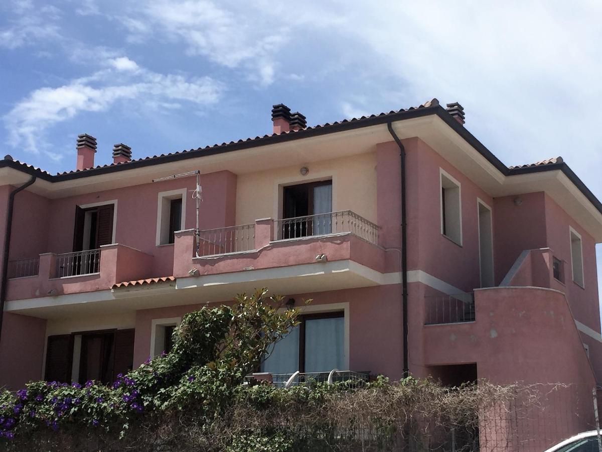 Gente Di Mare - Case Vacanza ซานตา เตเรซา กัลลูรา ภายนอก รูปภาพ