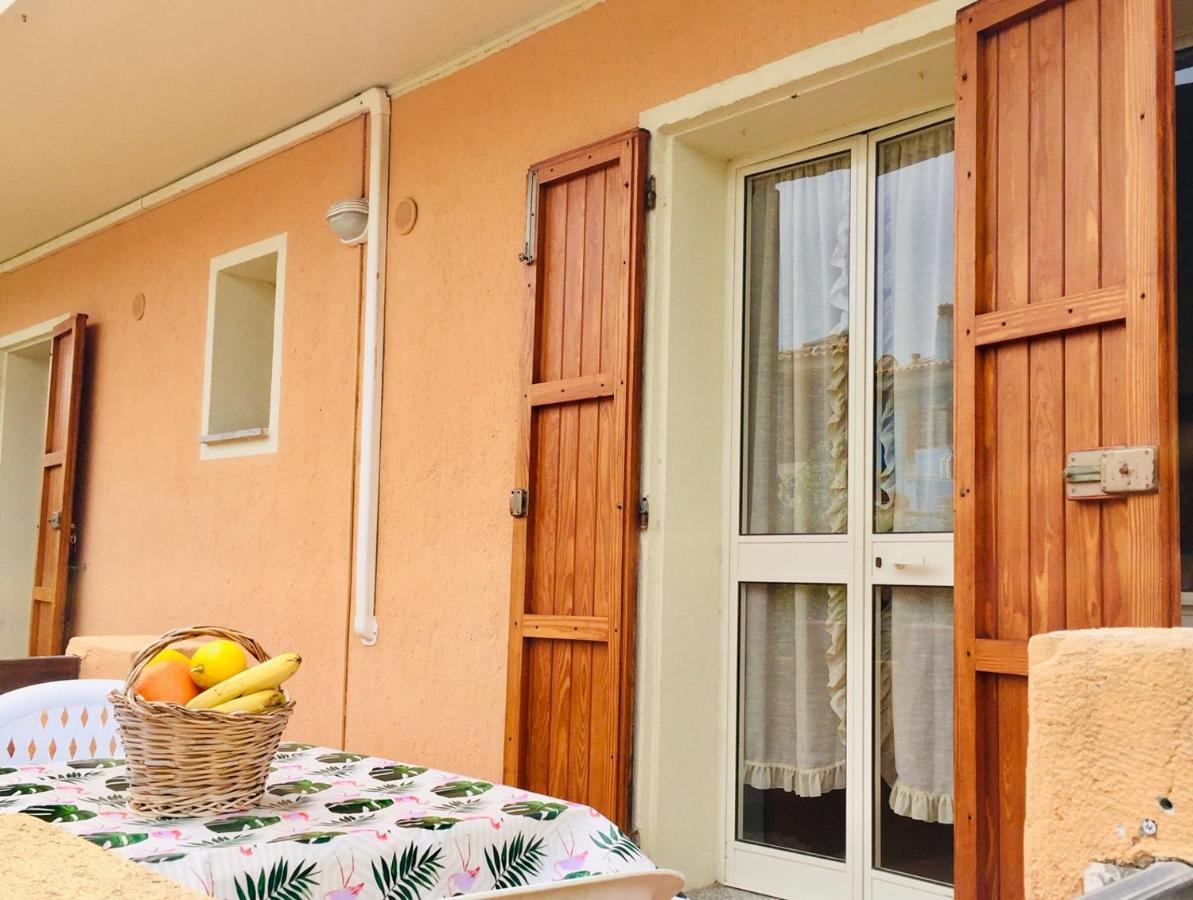 Gente Di Mare - Case Vacanza ซานตา เตเรซา กัลลูรา ภายนอก รูปภาพ
