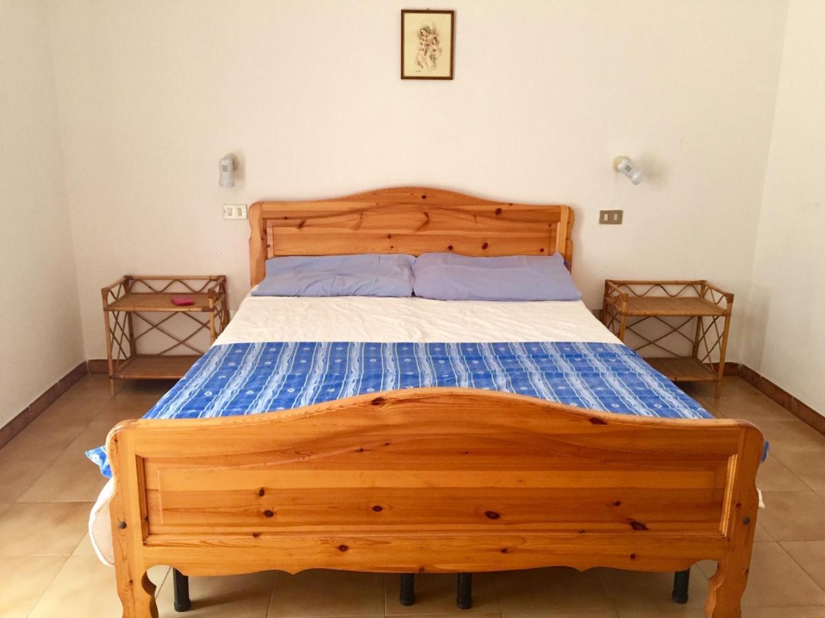 Gente Di Mare - Case Vacanza ซานตา เตเรซา กัลลูรา ภายนอก รูปภาพ