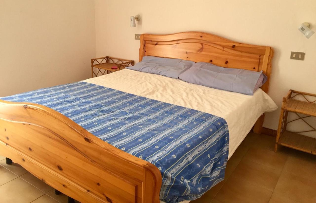 Gente Di Mare - Case Vacanza ซานตา เตเรซา กัลลูรา ภายนอก รูปภาพ